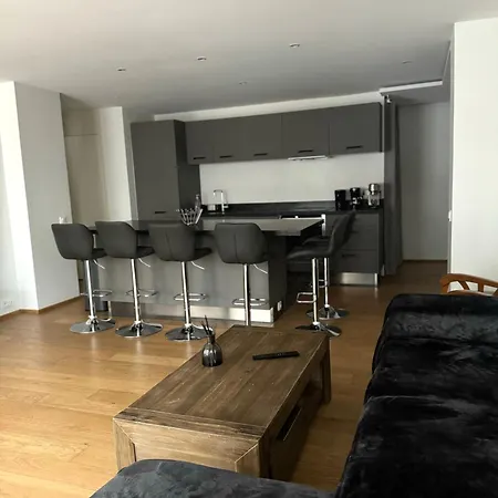Apartamento Reine Astrid Palm *